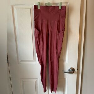 Lululemon Leggings: Fast and Free Super High Rise Tight 25” Elite.